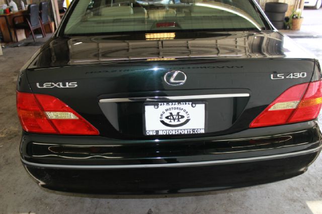 2001 Lexus LS 430 Base 4dr
