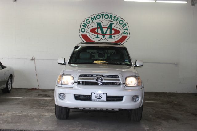 2006 Toyota Sequoia Limited 4dr