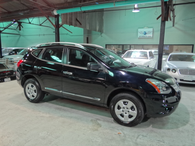 2014 Nissan Rogue 2WD S